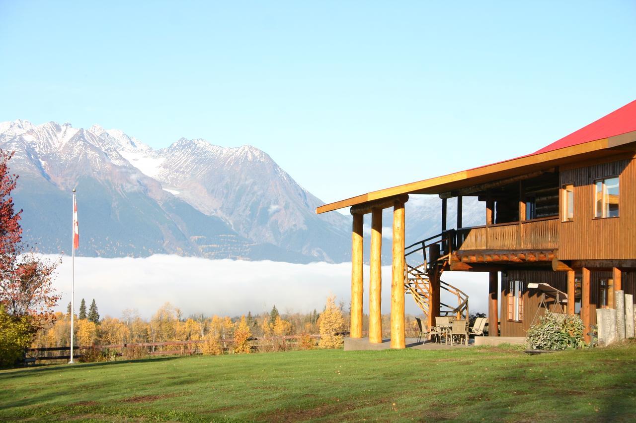 Smithers Driftwood Lodge 외부 사진