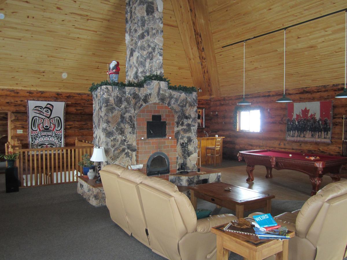 Smithers Driftwood Lodge 외부 사진
