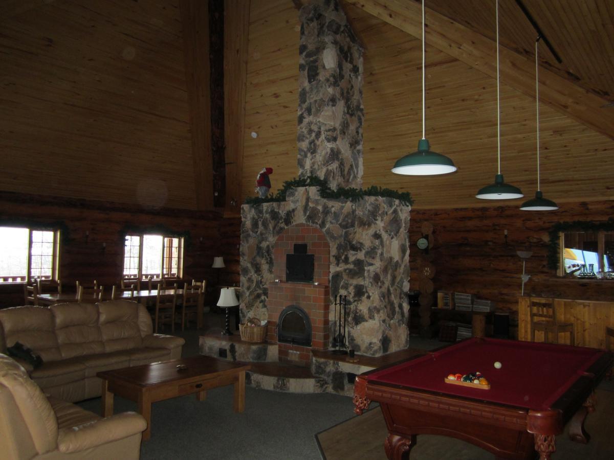 Smithers Driftwood Lodge 외부 사진