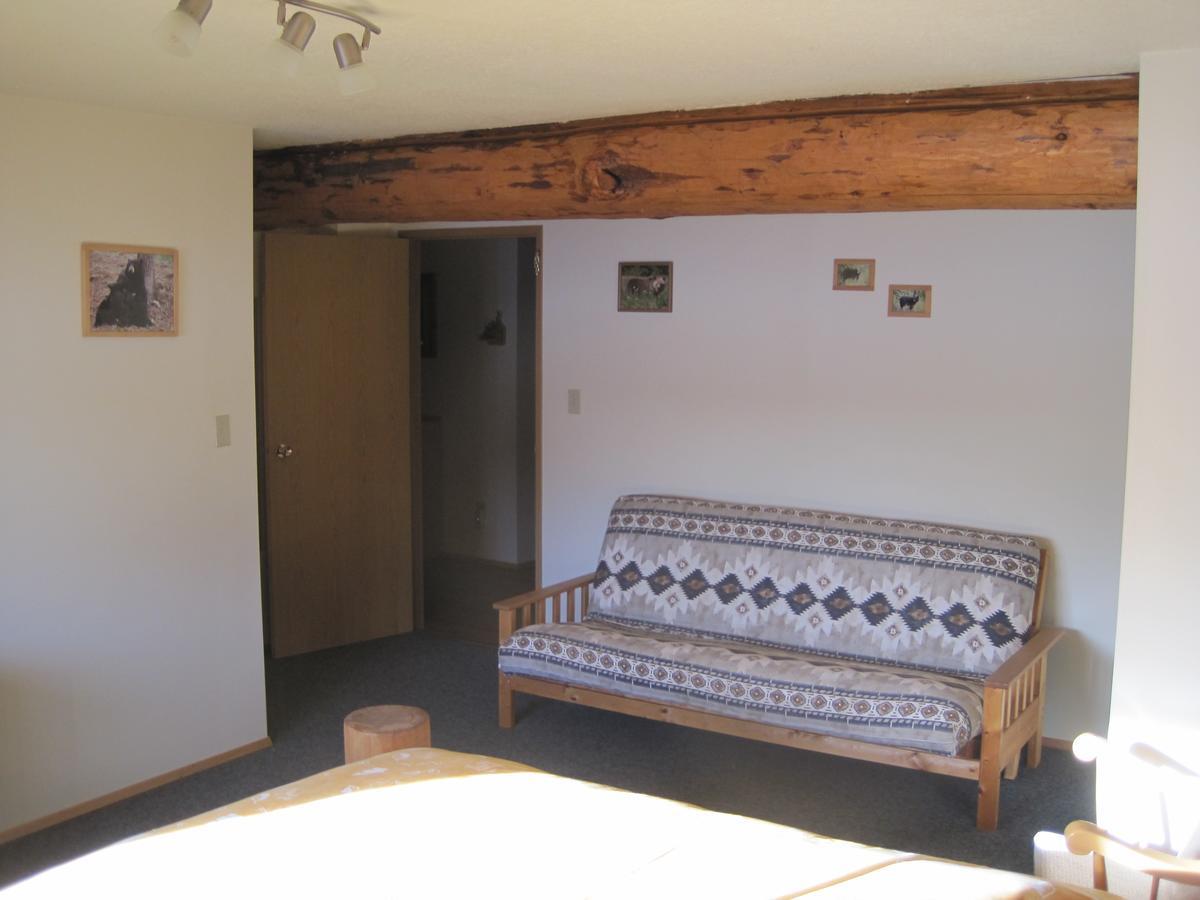 Smithers Driftwood Lodge 외부 사진