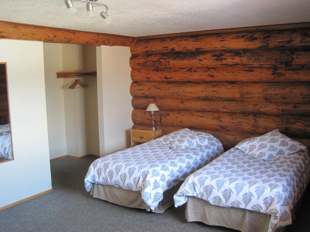 Smithers Driftwood Lodge 외부 사진